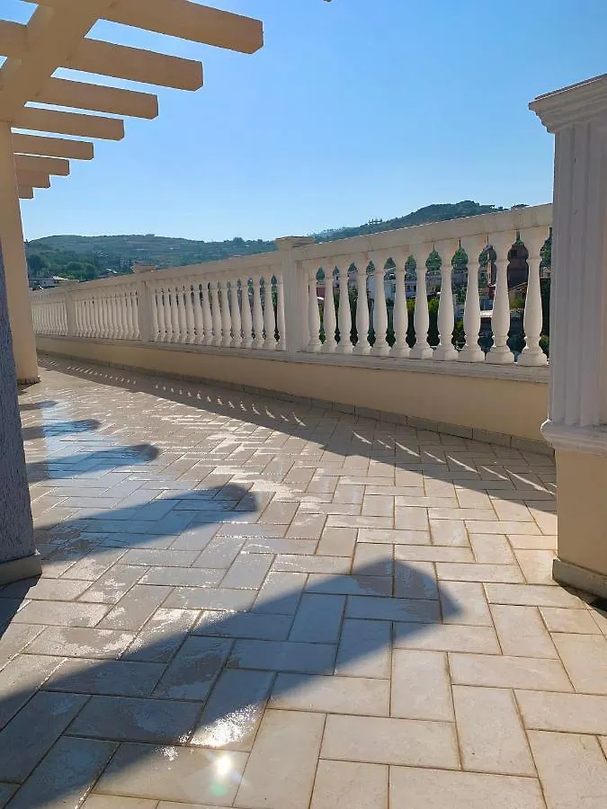 Aparthotel Vlorë 0*,  Albanien